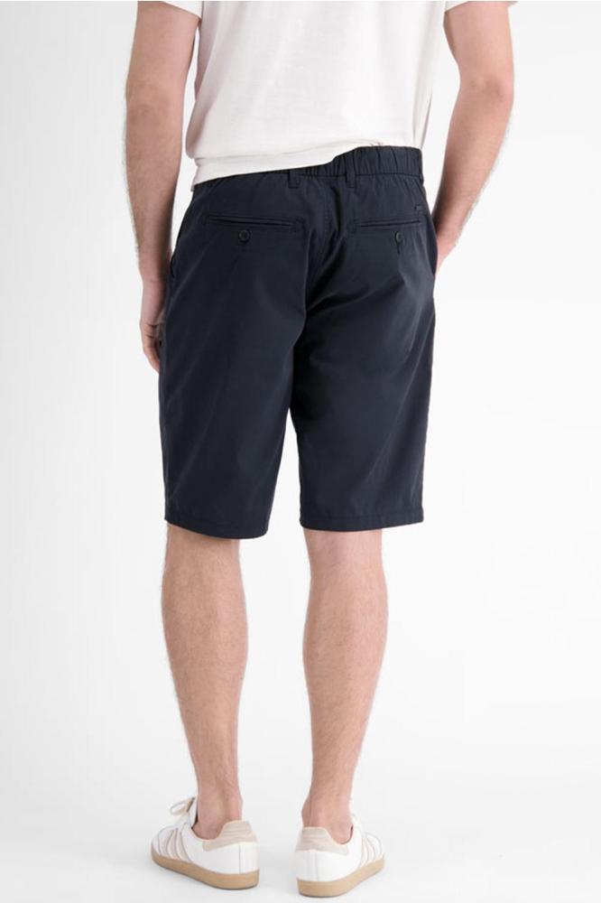 CHINO BERMUDA ULTRALICHT EN SNELDROGEND 2559230 491 BLUE NIGHT